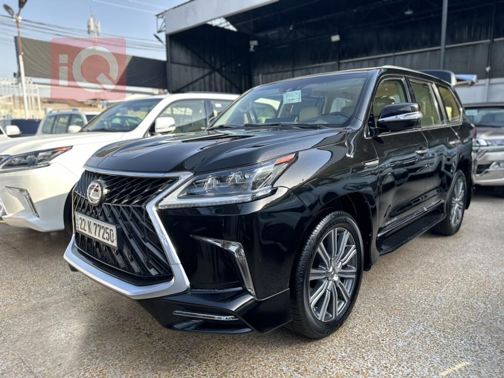 Lexus LX